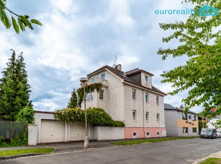 Prodej domu/vily, 337 m²