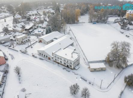 Prodej výrobní prostor, 2 031 m²