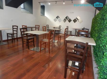 Pronájem restaurace, 200 m²