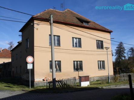 Prodej nájemního domu, 550 m²