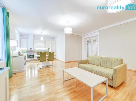 Pronájem bytu, 2+kk, 80 m²