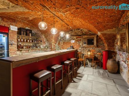 Prodej obchodní prostor, 100 m²