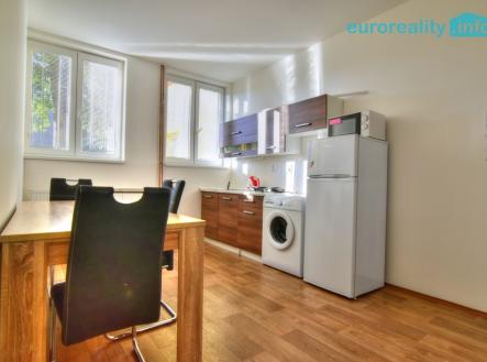 Pronájem bytu, 1+1, 49 m²