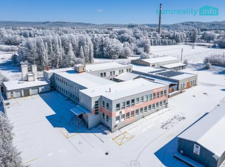 Pronájem výrobní prostor, 606 m²