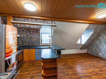 Prodej bytu, 2+1, 79 m² obrázek