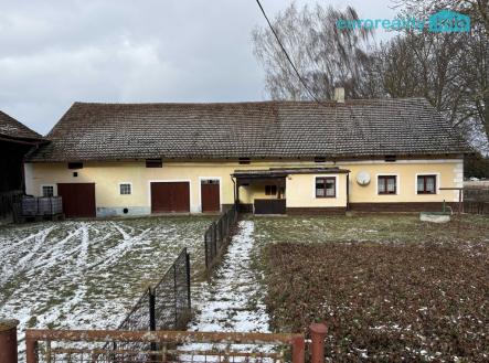 Prodej zemědělského objektu, 2 205 m²