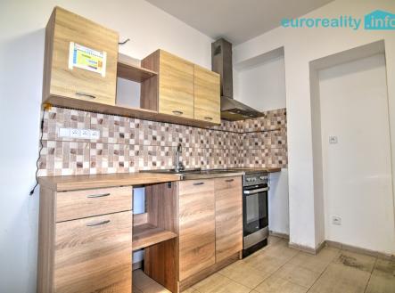 Pronájem bytu, 1+1, 38 m²