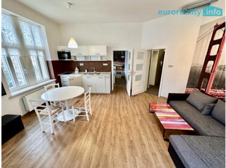 Pronájem bytu, 2+kk, 55 m²