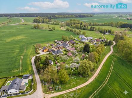 Prodej pozemku pro bydlení, 4 438 m²