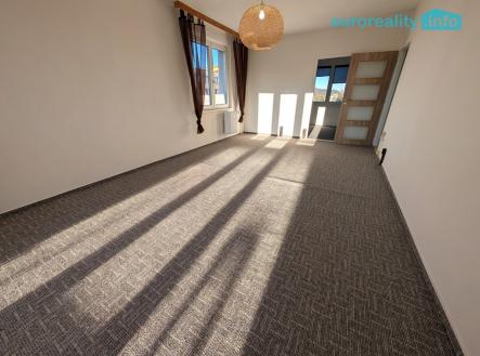 Pronájem bytu, 3+1, 71 m²