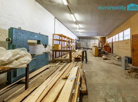 Prodej výrobní prostor, 1 011 m²