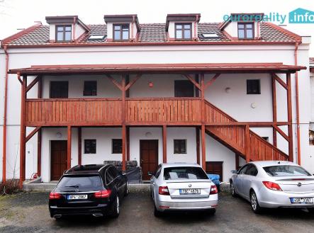 Pronájem bytu, 2+kk, 51 m²