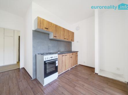 Prodej bytu, 3+1, 53 m²