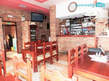 Pronájem restaurace, 322 m²