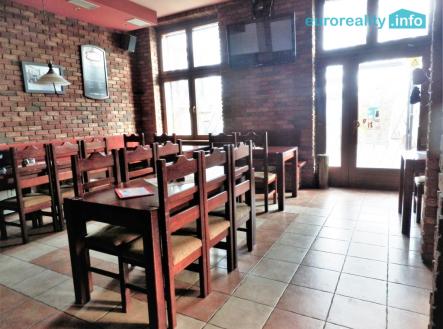Pronájem restaurace, 322 m²