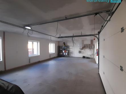 Pronájem obchodní prostor, 58 m²