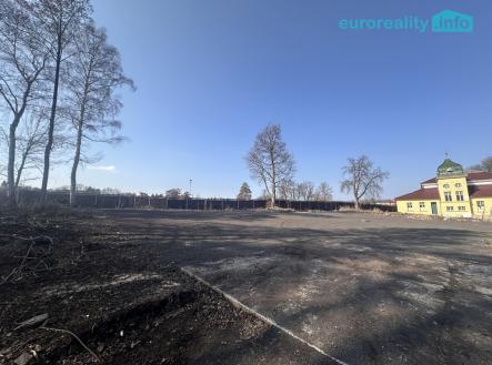 Prodej obchodní prostor, 1 900 m²