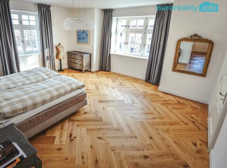 Pronájem bytu, 3+kk, 80 m²