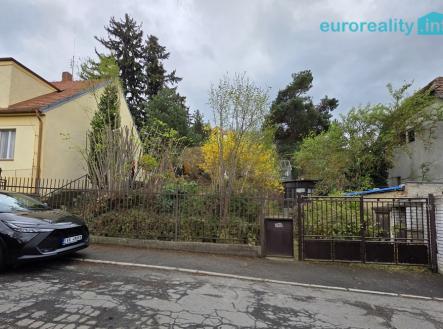 Prodej pozemku pro bydlení, 713 m²