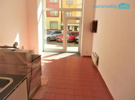 Pronájem obchodní prostor, 30 m²