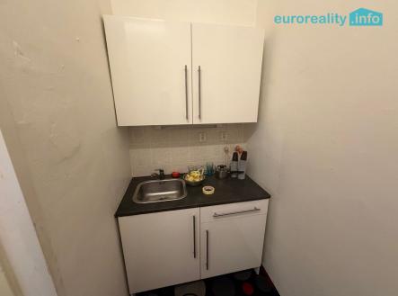 Pronájem kanceláře, 30 m²