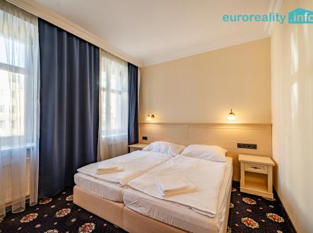 Pronájem hotel, 340 m²