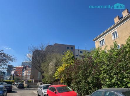 Pronájem bytu, 3+kk, 80 m²