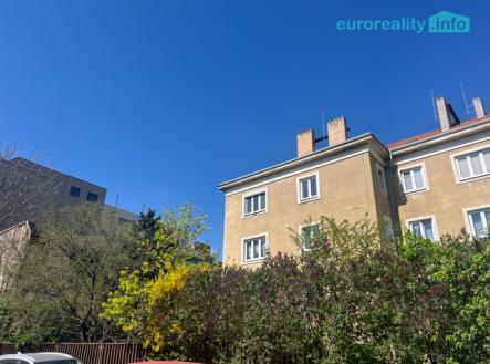 Pronájem bytu, 3+kk, 80 m²