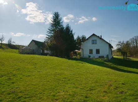 Prodej zemědělského objektu, 7 496 m²