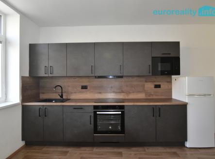 Pronájem bytu, 1+1, 62 m²