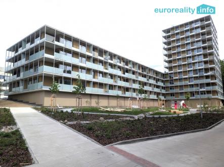 Pronájem bytu, 2+kk, 70 m²