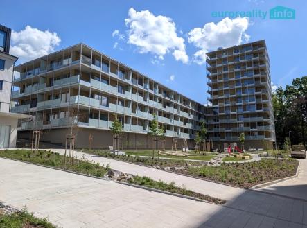 Pronájem bytu, 2+kk, 70 m²