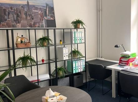 Pronájem kanceláře, 60 m² obrázek