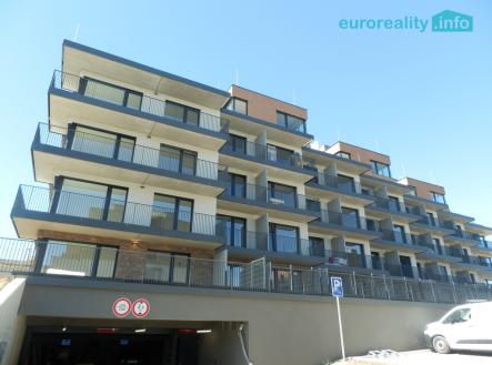 Pronájem bytu, 1+kk, 37 m²