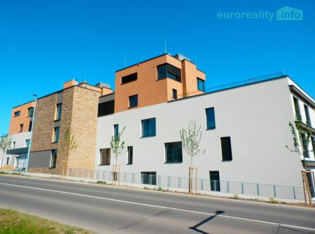 Pronájem bytu, 1+kk, 37 m²