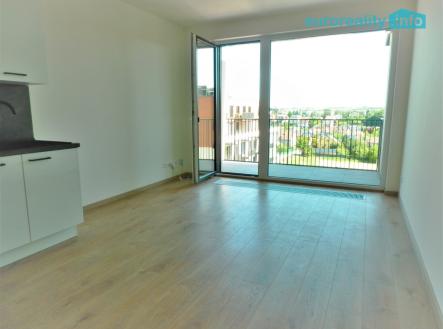 Pronájem bytu, 1+kk, 37 m²