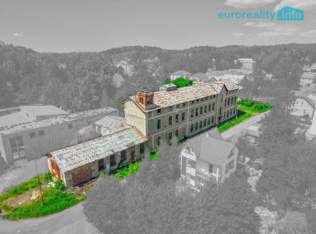 Prodej výrobní prostory, 1 450 m²