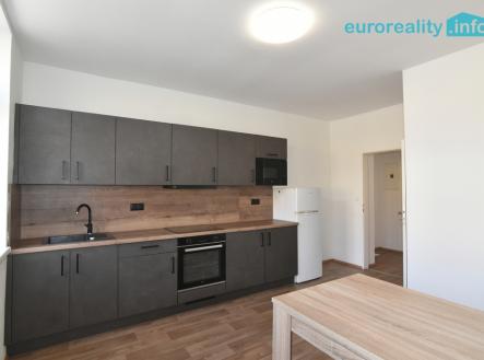 Prodej bytu, 1+1, 62 m²