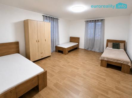 Pronájem bytu, 1+1, 46 m²