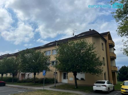 Pronájem bytu, 2+kk, 42 m²