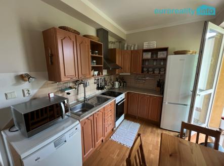 Pronájem bytu, 2+kk, 42 m²