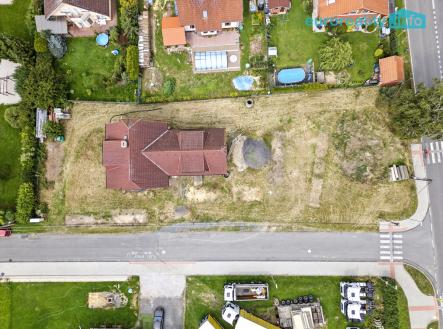 Prodej pozemku pro bydlení, 1 724 m²