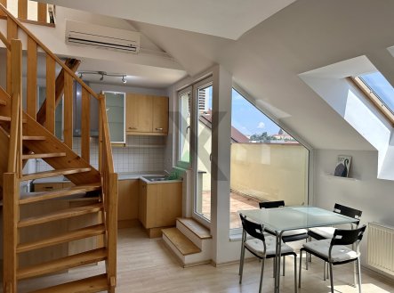 Pronájem atypického bytu 2+kk 74 m², Vídeňská Brno