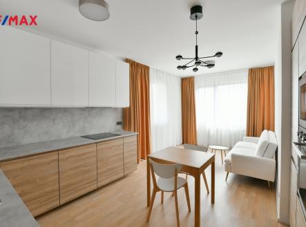 Pronájem bytu, 2+kk, 54 m²