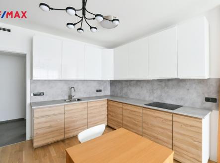 Pronájem bytu, 2+kk, 54 m²