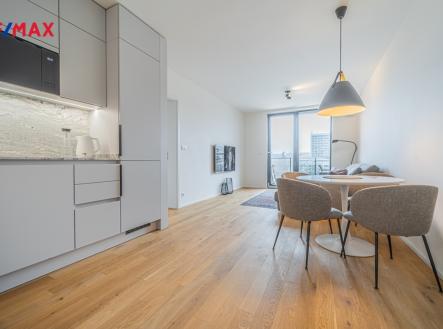 Prodej bytu, 2+kk, 99 m²