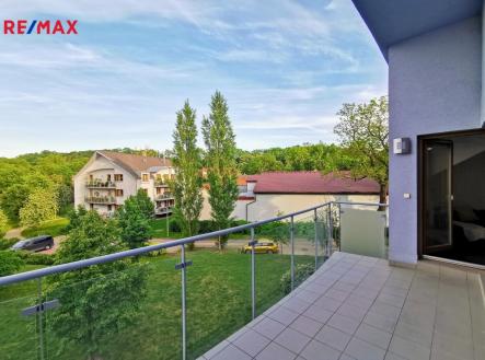 Pronájem bytu, 4+kk, 99 m²