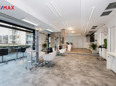 Pronájem obchodní prostor, 177 m²