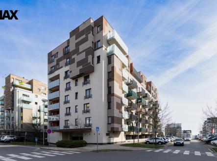 Pronájem bytu, 1+kk, 38 m²