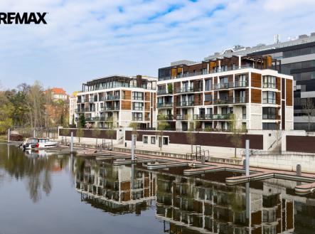 Pronájem bytu, 3+kk, 87 m²